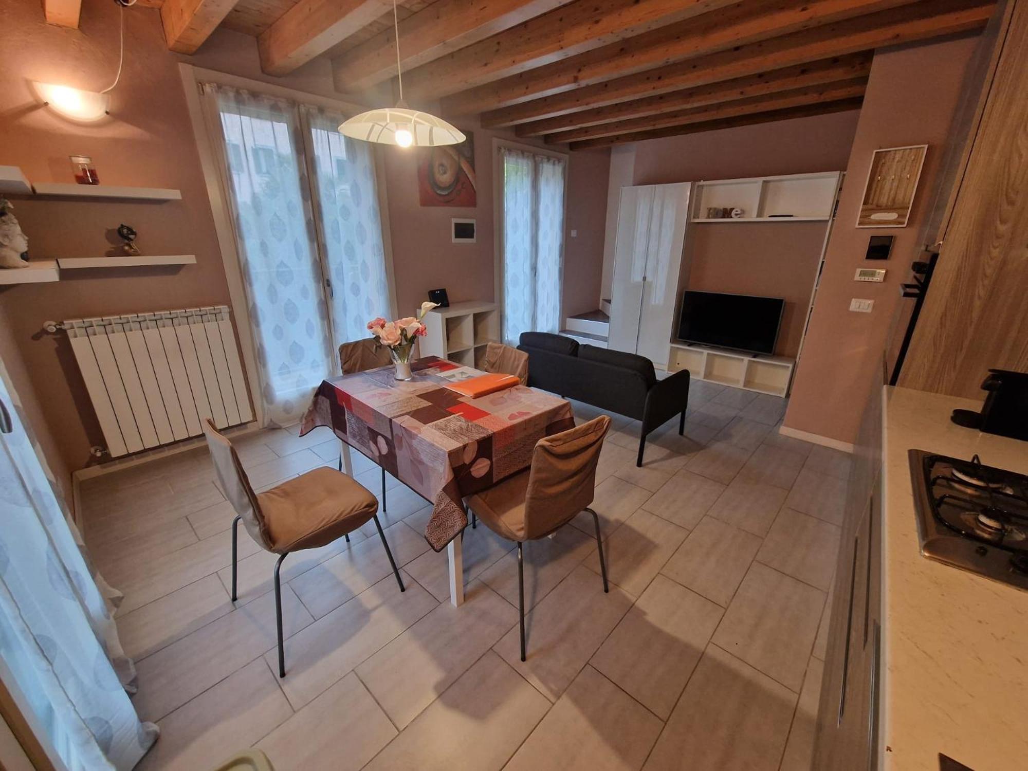レンノ La Casa Di Aliceヴィラ エクステリア 写真